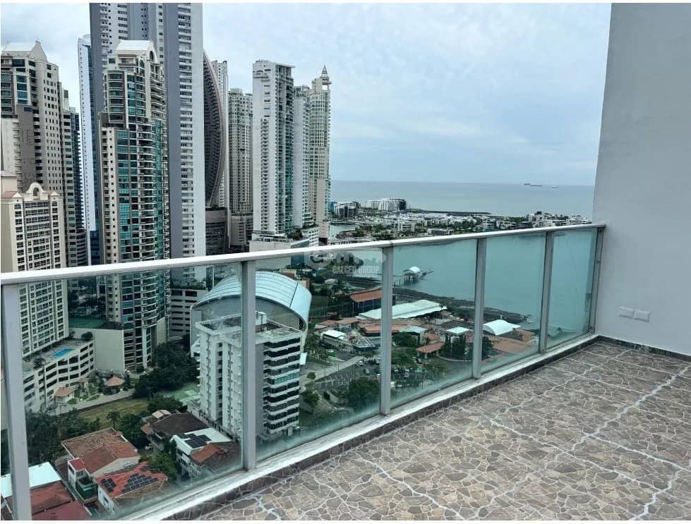 SE VENDE APARTAMENTO EN PAITILLA PACIFIC SEA 232M DE 2 NIVELES - foto 1