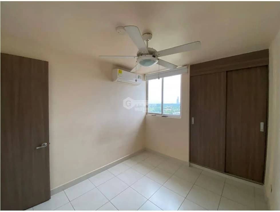 SE VENDE APARTAMENTO EN TORRES DE CANTABRIA 80 M2 CON PISCINA - photo 1