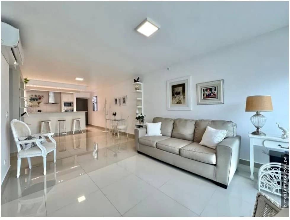 Alquiler de Apartamento en PH Zaphiro, Bella Vista - foto 1