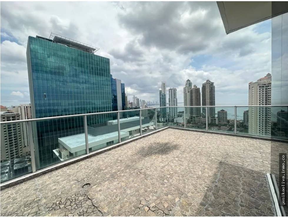 Venta de apartamento penthouse en Punta Pacífica - foto 1