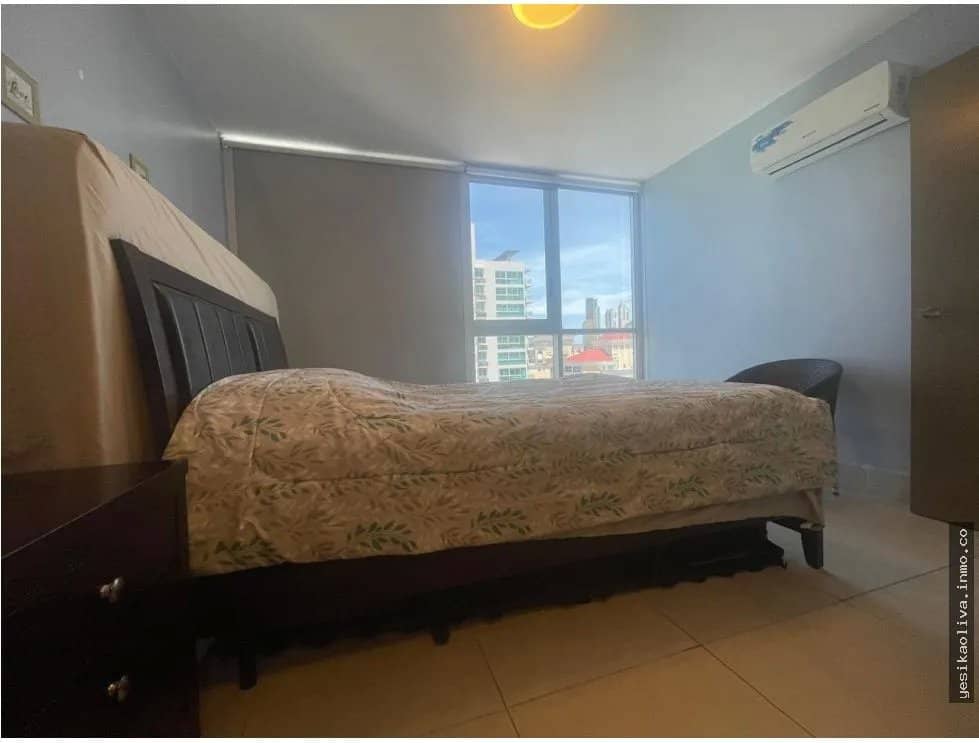 Venta de apartamento amoblado en Obarrio - foto 1
