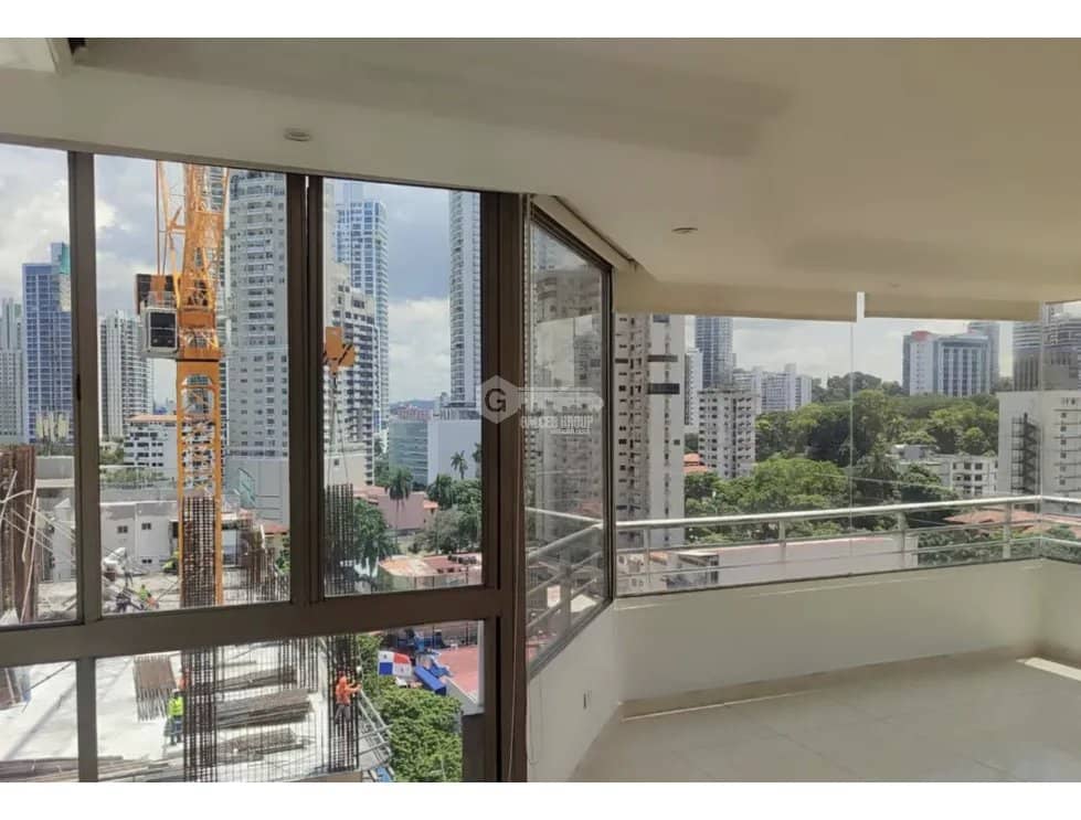 Venta de apartamento en PH Hacienda Golf, Brisas del Golf. MY - foto 1