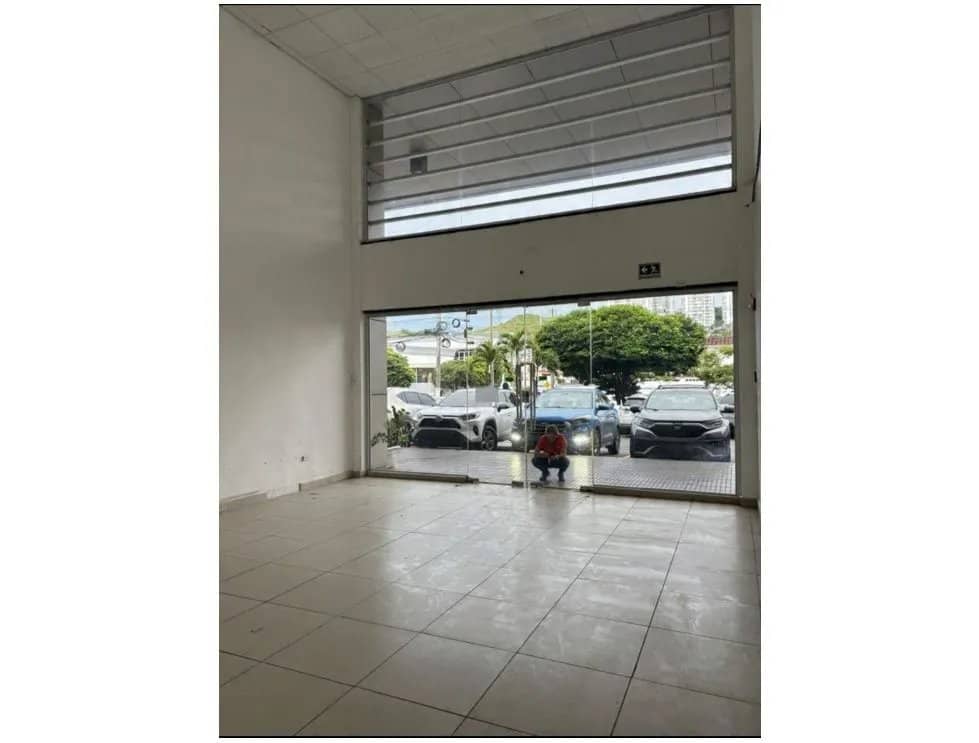 MARBELLA / TOWER ONE / 185M / 3 HABITACIONES / 2 BAÑOS / BALCON - foto 1