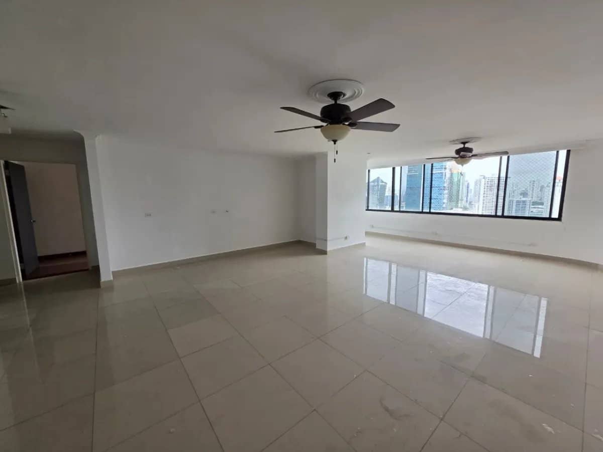 Venta de apartamento en PH Marbella Tower II, Bella Vista - photo 1