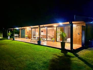 Encantadora casa costera en venta en Coco Beach, Panama - foto 1