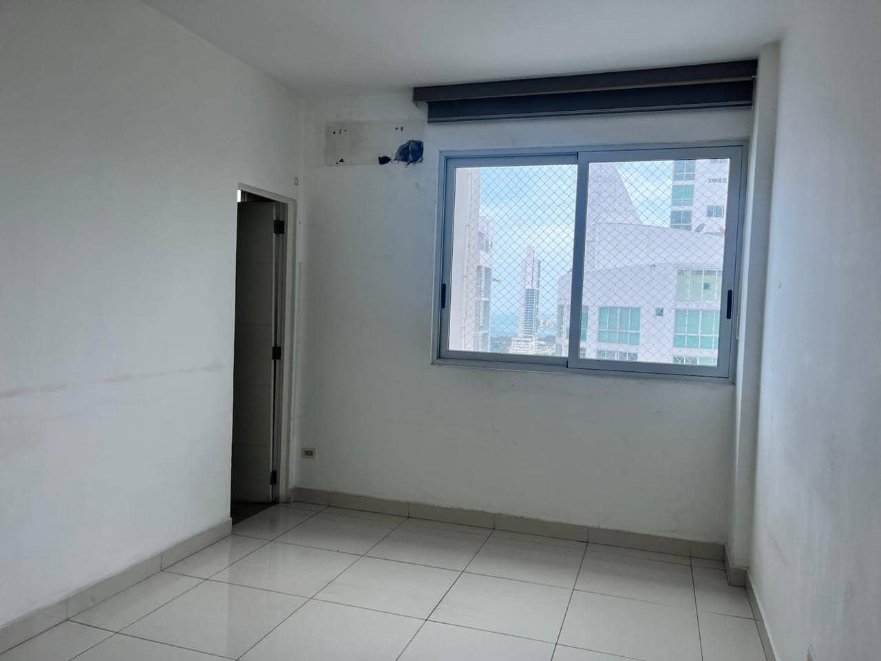 Banco vende apto. en PH KEOPS TOWER – SAN FRANCISCO - foto 1